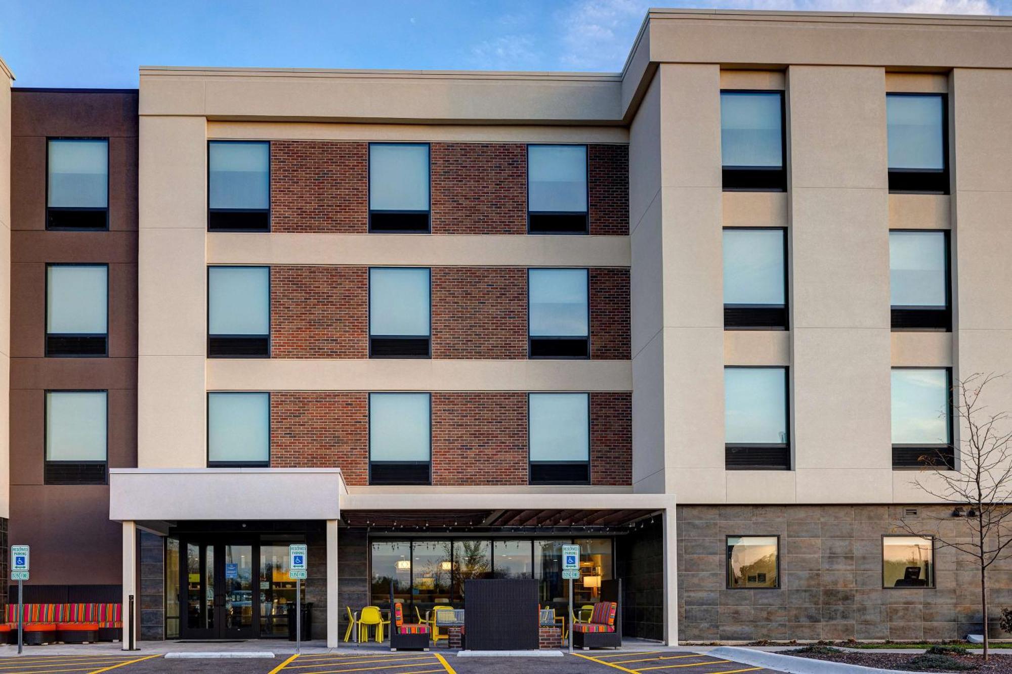 Home2 Suites By Hilton Dekalb Extérieur photo